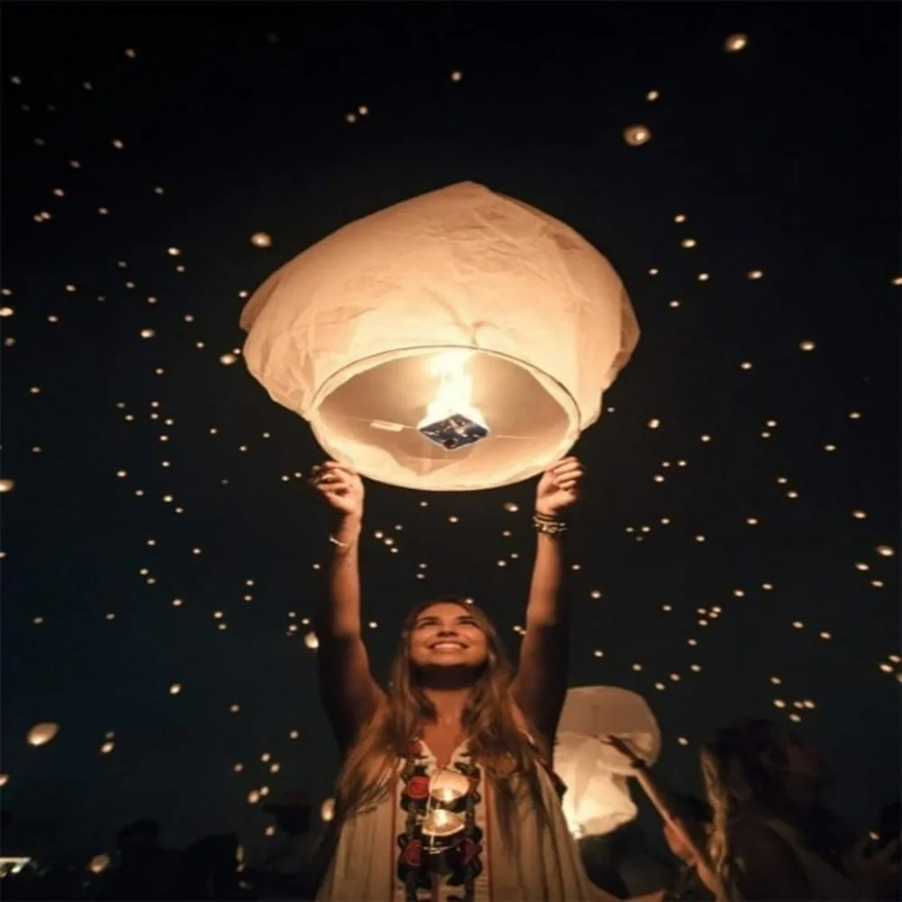 10pc Sky Lantern Set - Picture 2 of 6